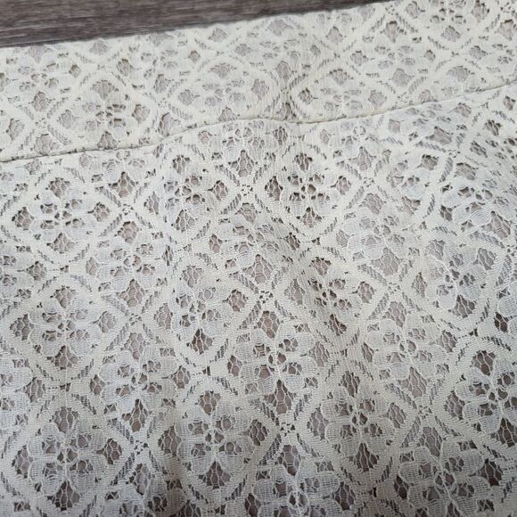 LOFT cream colored lace skirt size 2 - Picture 3 of 10